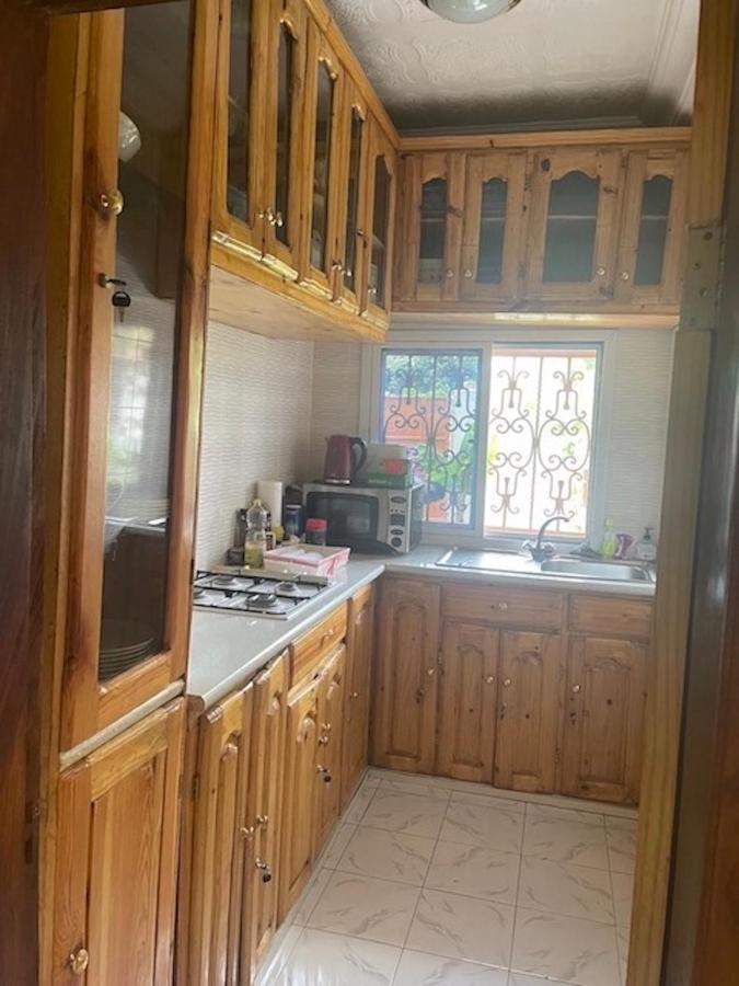 The Compound Bed & Breakfast Bijilo Dış mekan fotoğraf