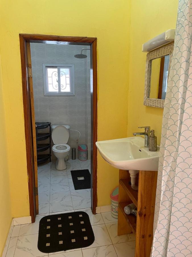 The Compound Bed & Breakfast Bijilo Dış mekan fotoğraf
