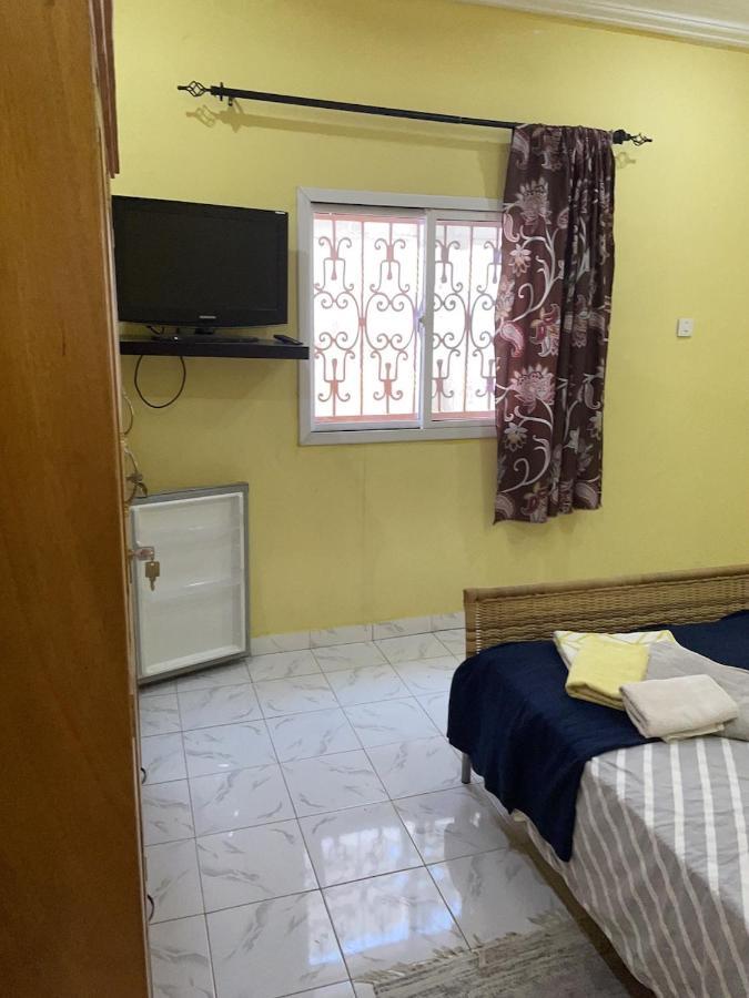 The Compound Bed & Breakfast Bijilo Dış mekan fotoğraf