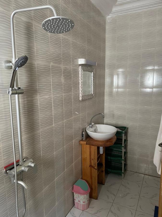 The Compound Bed & Breakfast Bijilo Dış mekan fotoğraf
