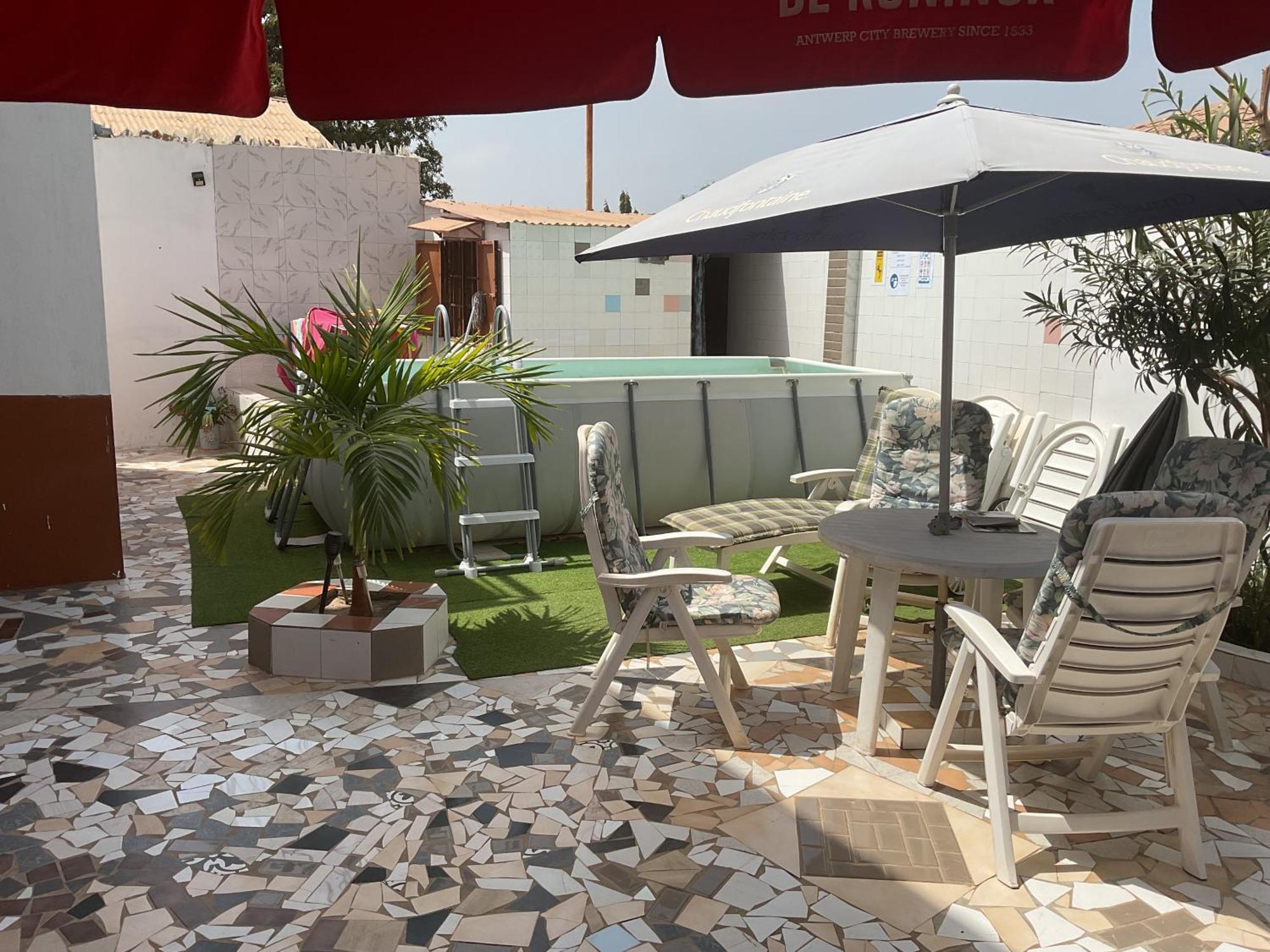 The Compound Bed & Breakfast Bijilo Dış mekan fotoğraf