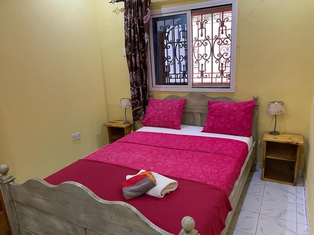 The Compound Bed & Breakfast Bijilo Dış mekan fotoğraf